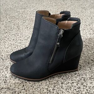 Soul naturalizer Black Haley  Wedge Ankle Boots women’s size 8.5